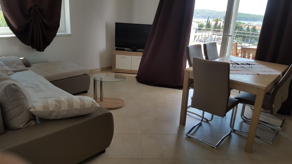 Apartments Manuel Banjol Exterior photo
